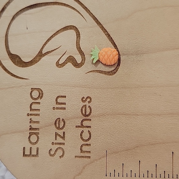 🔥LAST PAIR🔥 POTTERY PINEAPPLE STUD EARRINGS - Picture 4 of 6